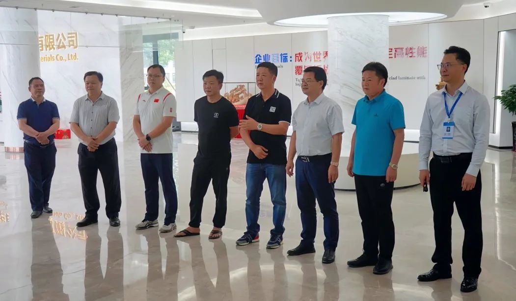 立讯精密王来胜副董事长一行到华体会体育,华体会|华体会官方网站
材料考察